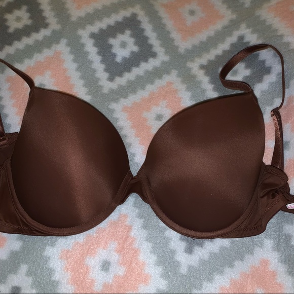 Victoria’s Secret PINK 34D push-up! ❤️ - Picture 1 of 5